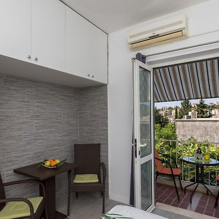 Guest House Bradas-Double Room With Shared Bathroom No3 Dubrovnik Exterior photo